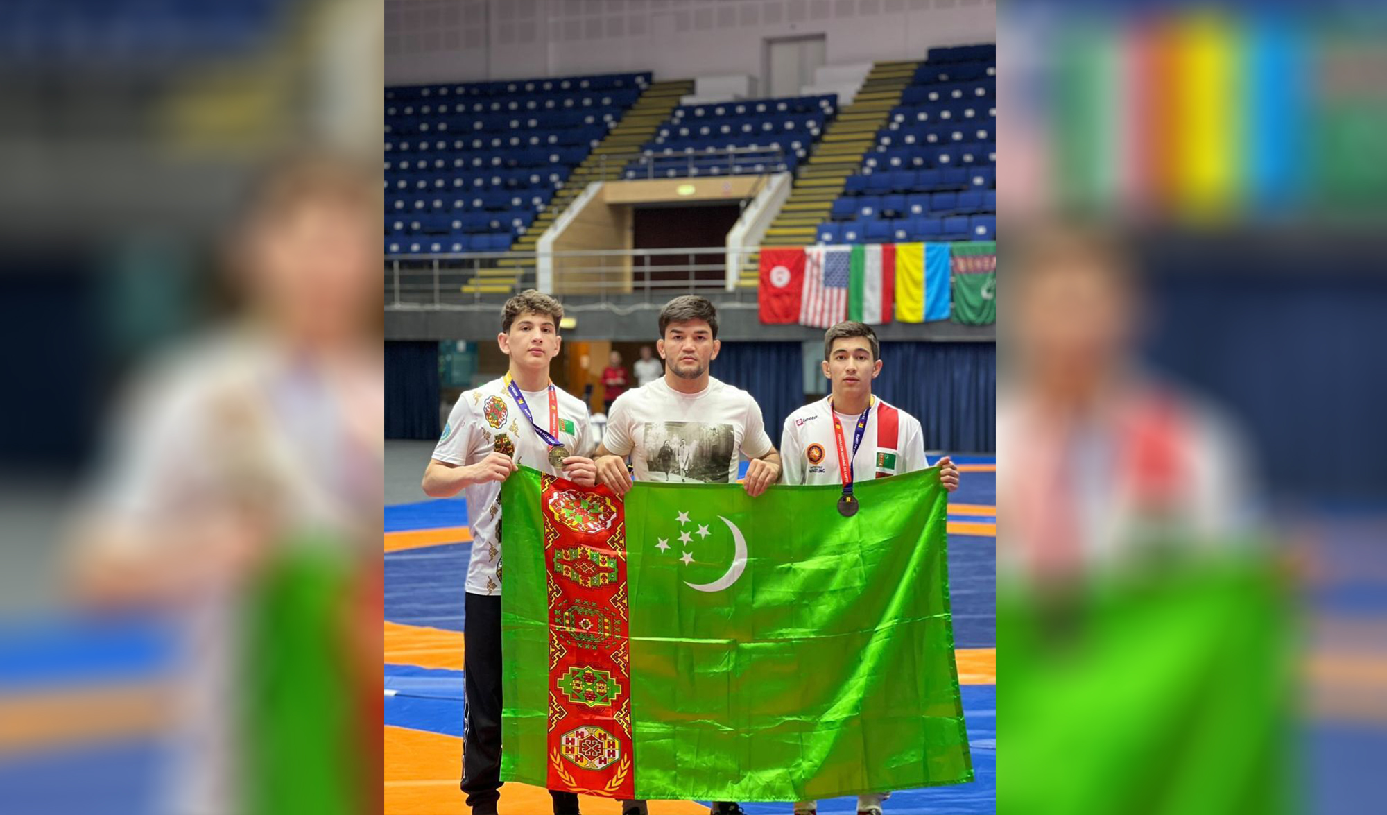 Туркменские борцы вольного стиля завоевали золото и серебро на международном турнире в Румынии